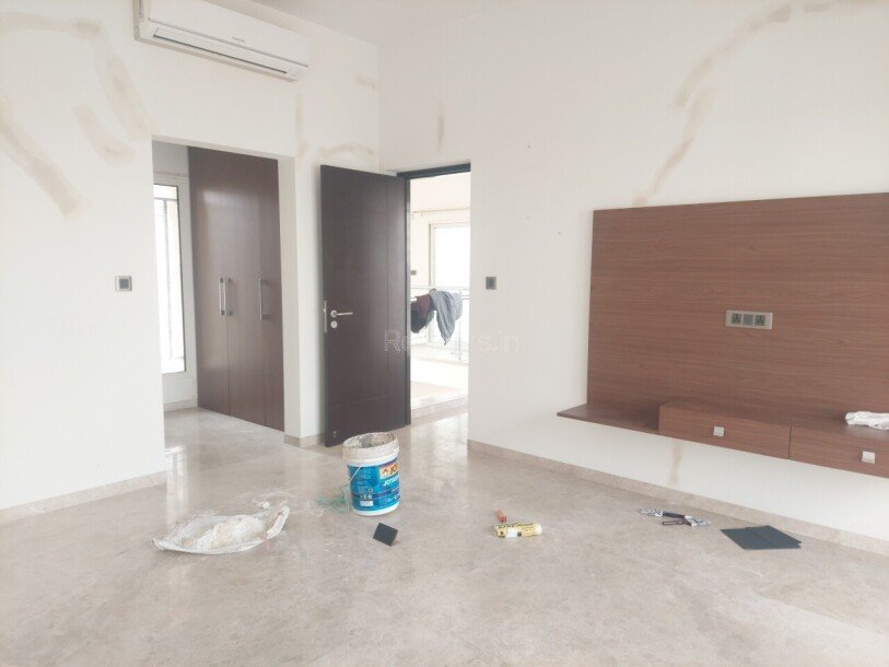 4bhk Duplex villa available on Rent in Sobha International City Sector 109 Gurgaon-4
