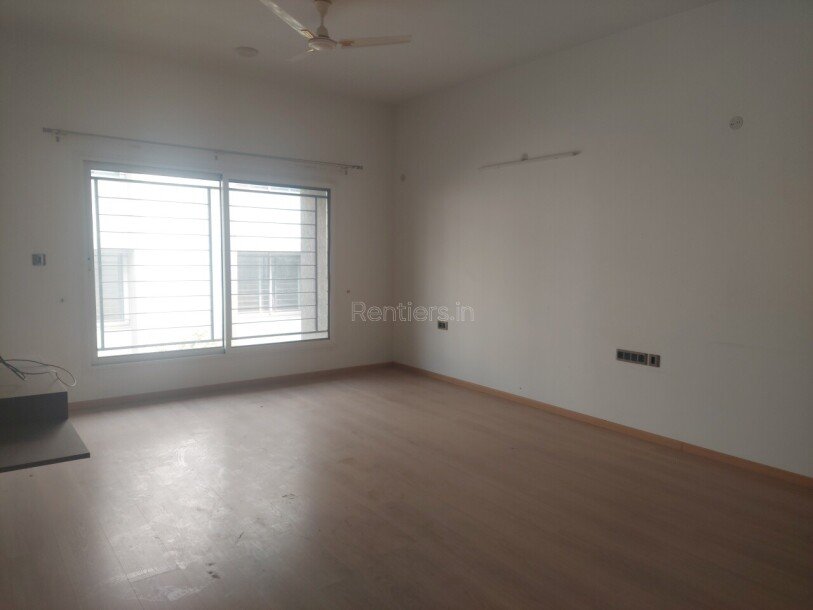 4bhk Duplex villa available on Rent in Sobha International City Sector 109 Gurgaon-14