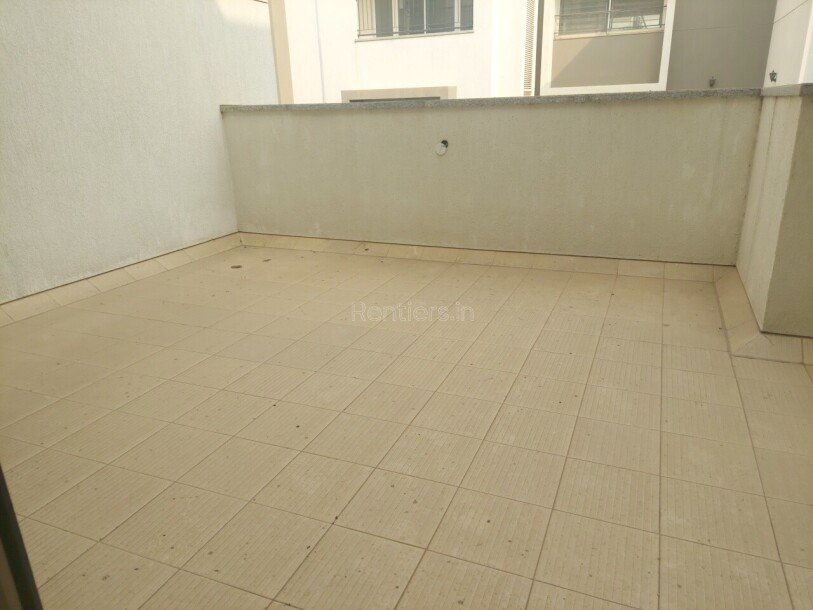 4bhk Duplex villa available on Rent in Sobha International City Sector 109 Gurgaon-15