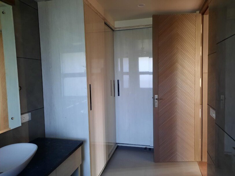 4bhk semifurnished flat in Palam vihar  gurgaon-11