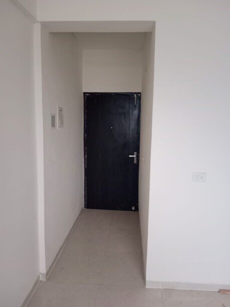 2bhk flat signature grande iva sector  103 Dwarka expressway gurgaon-14