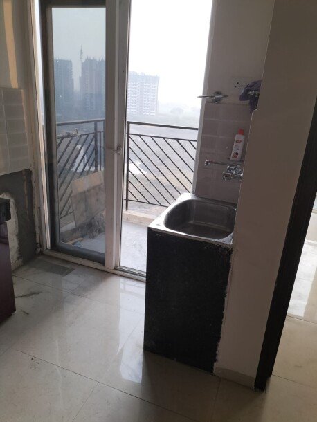1bhk apartment  signature grande iva sector  103 Dwarka expressway gurgaon-3