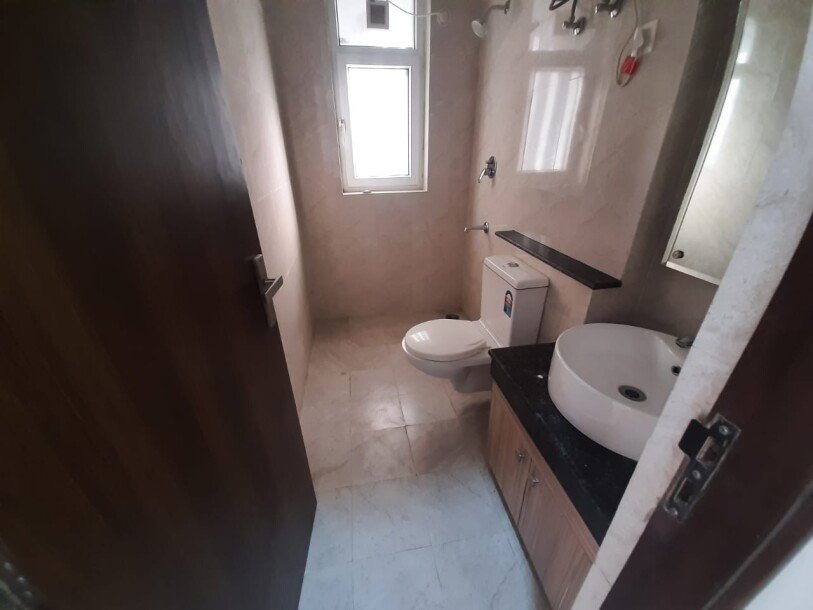 4bhk apartment for rent in Adani Oyster Grande Sector 102 Gurgaon-5