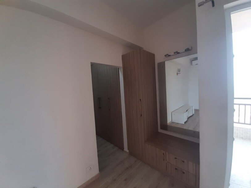 4bhk apartment for rent in Adani Oyster Grande Sector 102 Gurgaon-1
