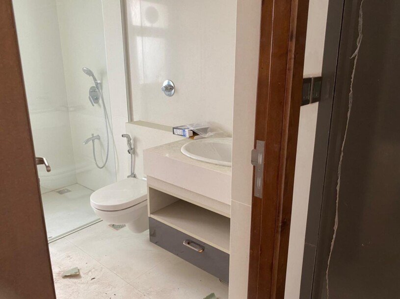 5bhk Independent  fully Furnished house Villa in Sobha International City Sector 109 Gurgaon-16