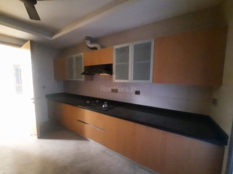 6bhk 500 sqyards  Independent Villa House for rent in Sobha International City sector 109 gurgaon-10