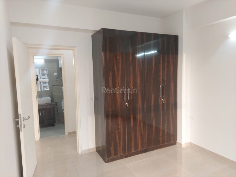 2bhk apartment for rent in Tata La vida sector 113 Gurgaon-1