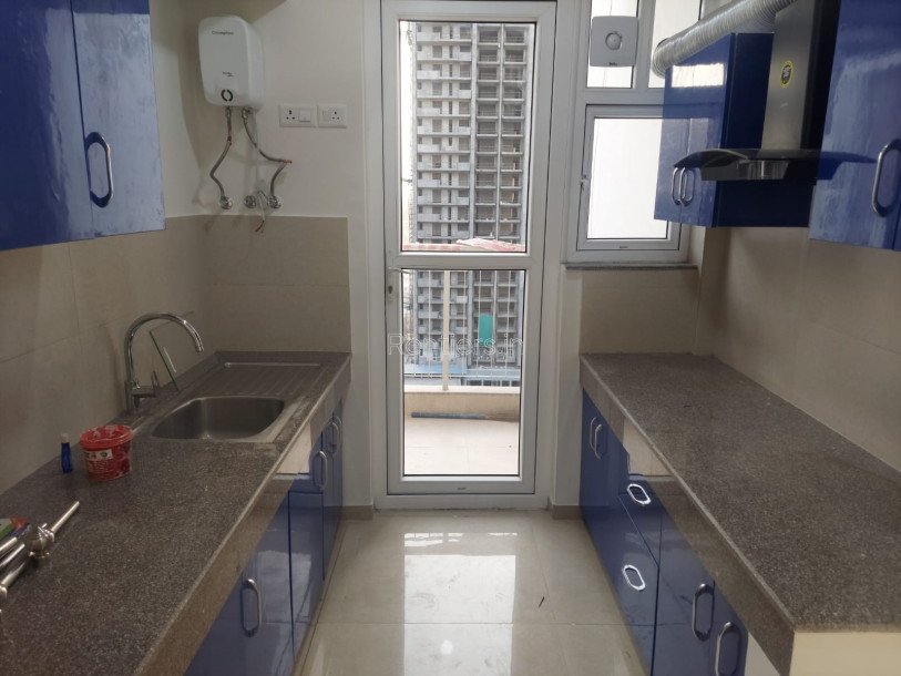 2bhk apartment for rent in Tata La vida sector 113 Gurgaon-7