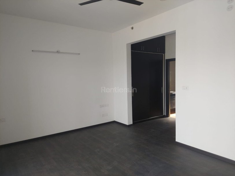 3BHK apartment for Rent in Sobha City Sector 108 Gurgaon-7