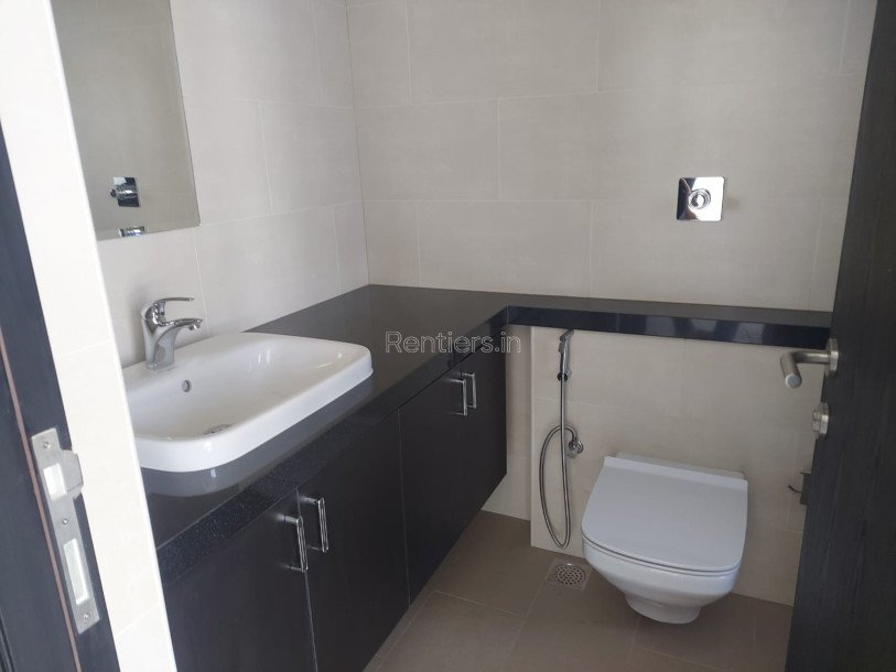 3BHK apartment for Rent in Sobha City Sector 108 Gurgaon-12