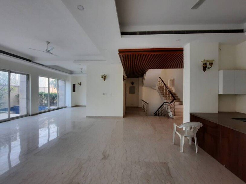 5bhk 8000 sqft  independent villa puri deplomatic greens sector 110A gurgaon-2