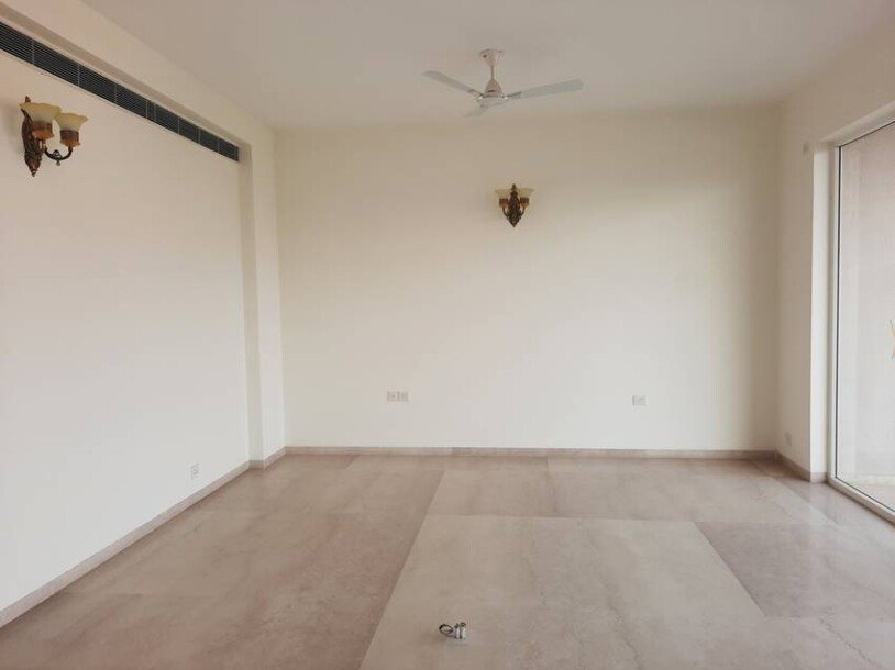 5bhk 8000 sqft  independent villa puri deplomatic greens sector 110A gurgaon-12
