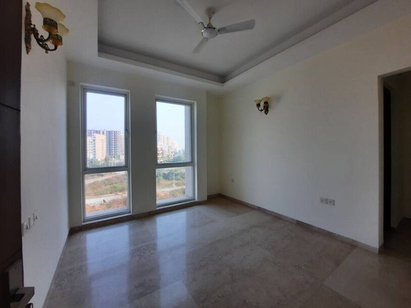 5bhk 8000 sqft  independent villa puri deplomatic greens sector 110A gurgaon-23