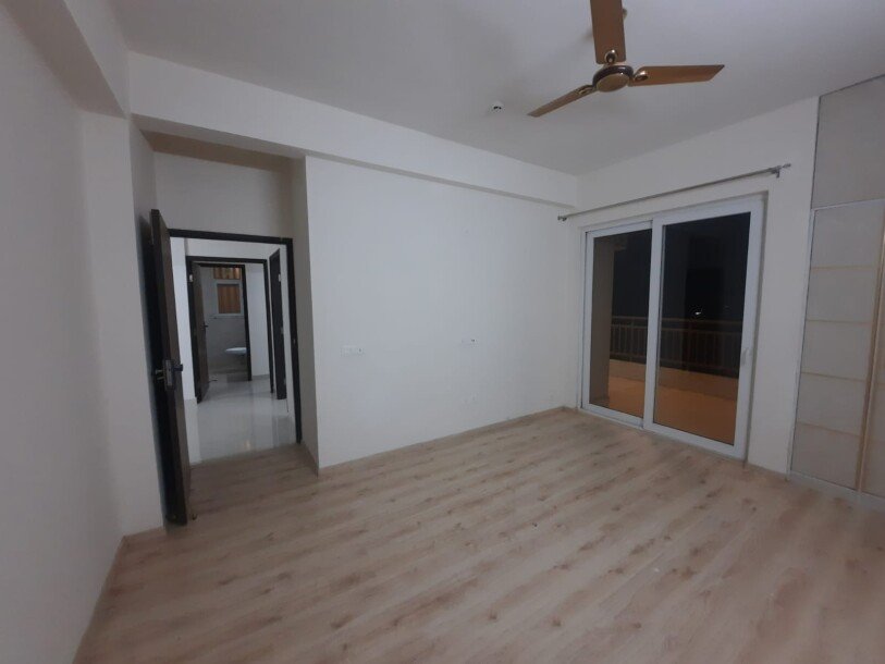 4 BHK Apartment for rent in Adani M2K Oyster Grande Sector-102 Gurgaon-13