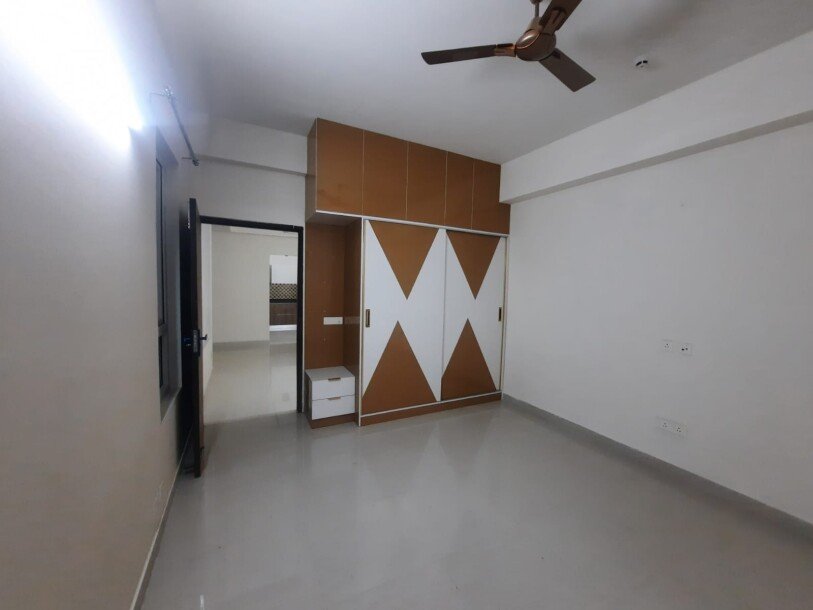 4 BHK Apartment for rent in Adani M2K Oyster Grande Sector-102 Gurgaon-17