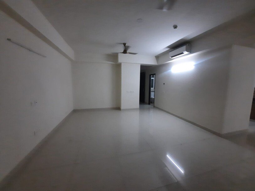 4 BHK Apartment for rent in Adani M2K Oyster Grande Sector-102 Gurgaon-26