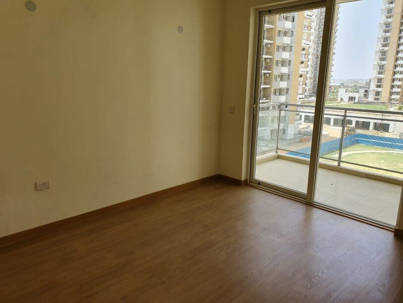 3bhk apartment in Emaar Imperial Gardens Sector 102 Gurgaon-5