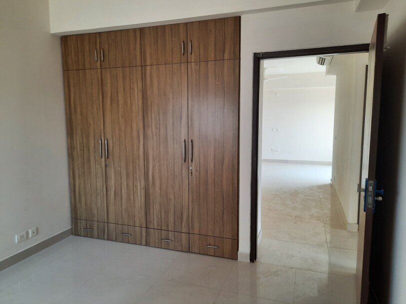 3BHK +SR Apartment in Adani Oyster Grande Sector 102,GURGAON-5