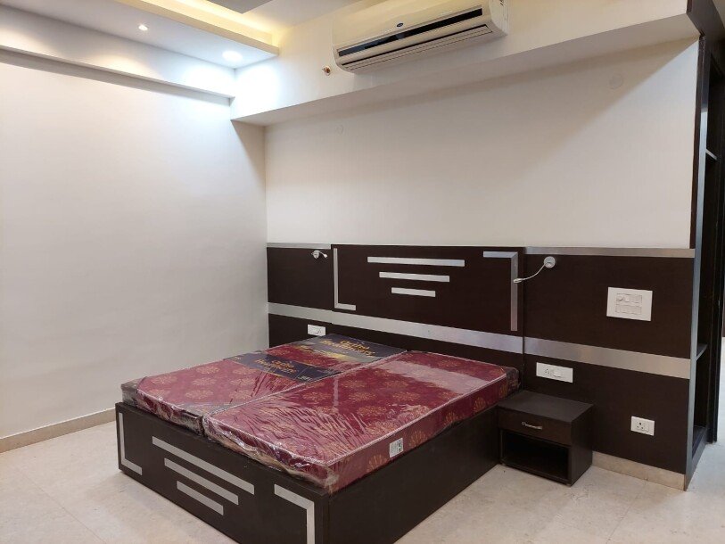 4 BHK Apartment for rent in indiabulls Enigma Sector-110 Gurgaon-2