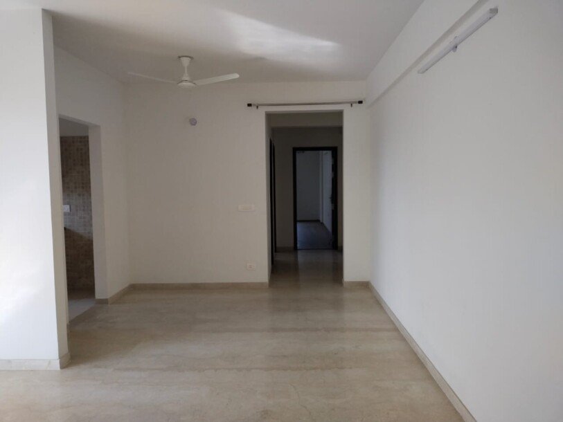 2 BHK Apartment for Rent in Godrej oasis , Sector-88A Gurgaon-4
