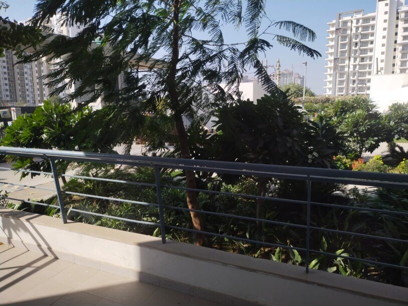 2 BHK Apartment for Rent in Godrej oasis , Sector-88A Gurgaon-5